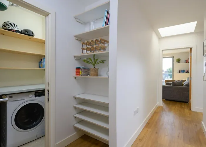 Apartamento With Cityscape Views & Private Parking *