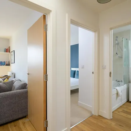 With Cityscape Views & Private Parking Apartament