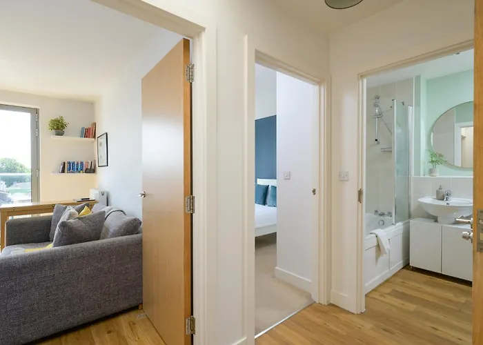 With Cityscape Views & Private Parking Apartament