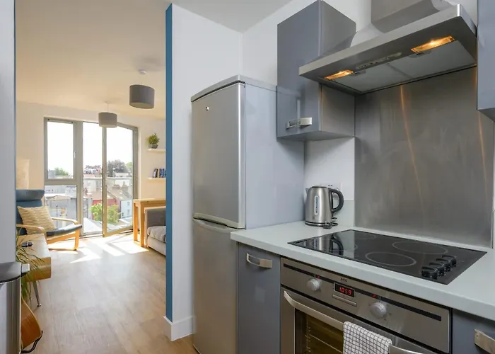 Apartament With Cityscape Views & Private Parking *