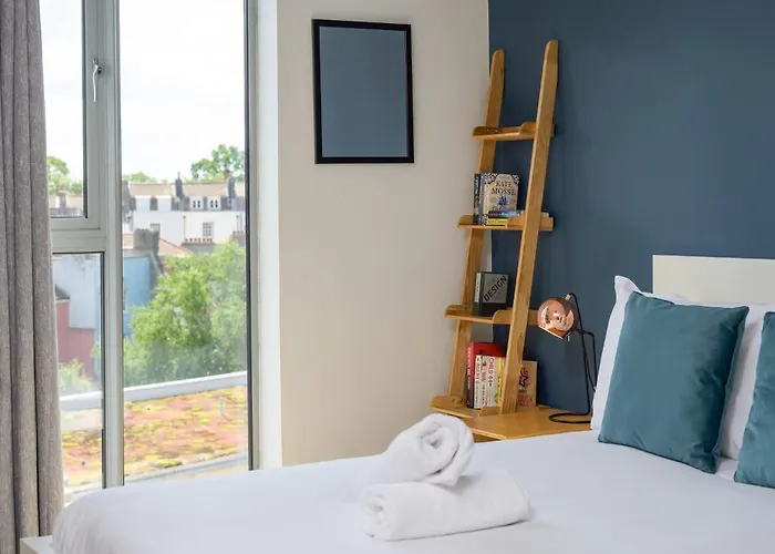 With Cityscape Views & Private Parking Apartman